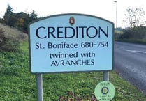 Crediton Probus Club members hear talk about dowsing