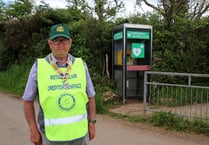 New Buildings now has a defibrillator in the old telephone box