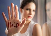 Freemasons donate £3,000 to SAFE domestic abuse service in Exeter