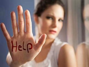 Freemasons donate £3,000 to SAFE domestic abuse service in Exeter