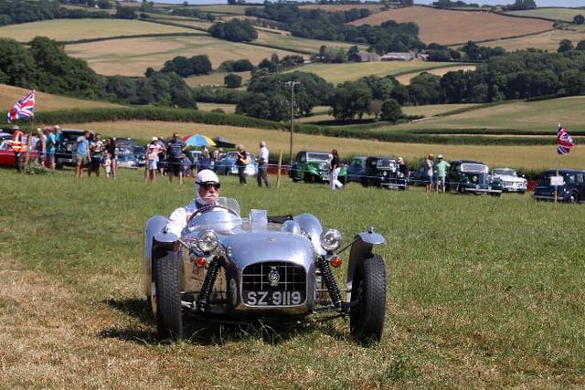 Coldridge Fete, Vintage Rally, Flower Festival & Dog Show on June 29
