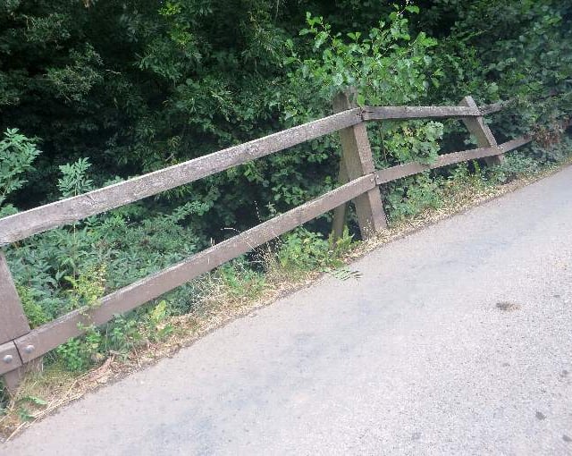 Crediton Hamlets dismay at ‘shoddy workmanship’ to ancient bridge