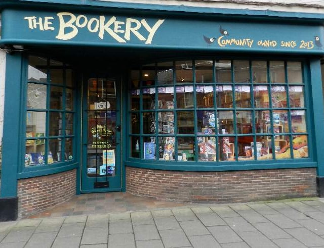 Bestselling author to talk about her 5th novel in Crediton
