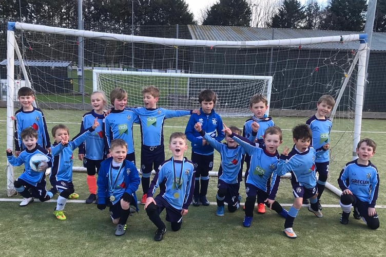 Crediton Youth U7’s pictured before a recent game.