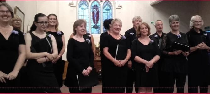 The Crediton Singers.
