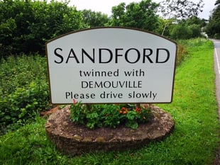Leaving councillor thanked for service at Sandford
