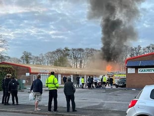 Huge fire breaks out in Totnes after explosion
