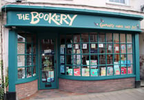 League of Friends of Crediton Hospital gives grant to The Bookery
