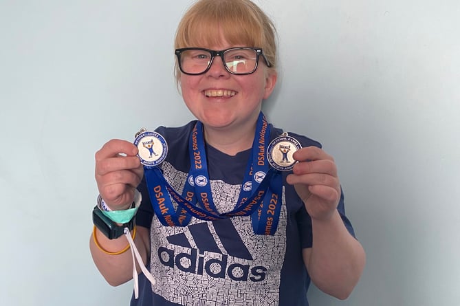 Dee Weiner, who achieved two silver medals at the 2022 National Dwarf Sports Games.

