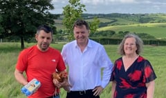 Black Dog Eggs host MP at Cobscombe Farm