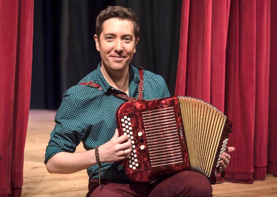 Jim Causley will appear at Sampford Courtenay on October 3.