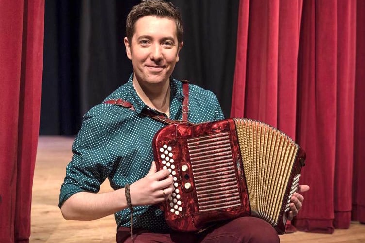 Jim Causley will appear at Sampford Courtenay on October 3.
