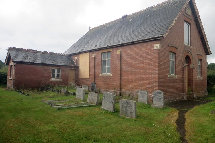 Crediton Hamlets Parish Council has agreed to support the conversion of Yeoford Chapel into a dwelling. SR 2720