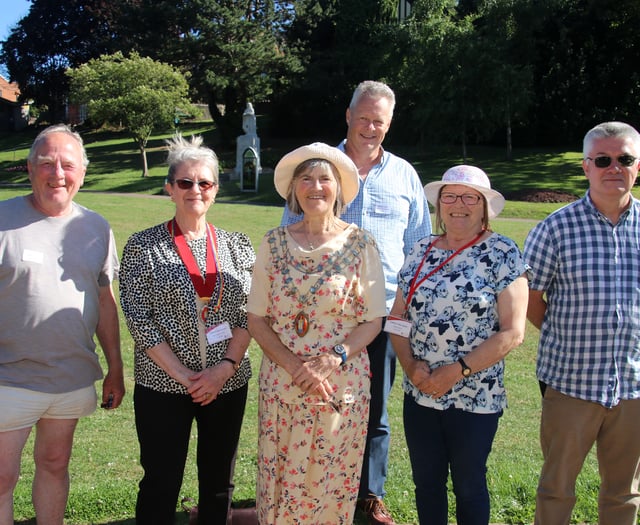 ‘Alice in Wonderland’ was a scorcher in Newcombes Meadow!