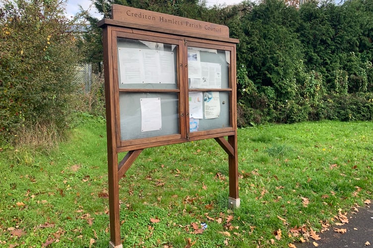 Crediton Hamlets sign Westernlea.jpeg