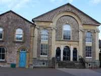 Crediton group organising clothes collection for refugees overseas
