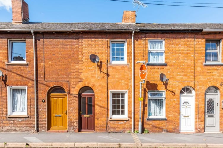 cheapest crediton