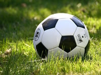 Late Okey winner sinks Kirton