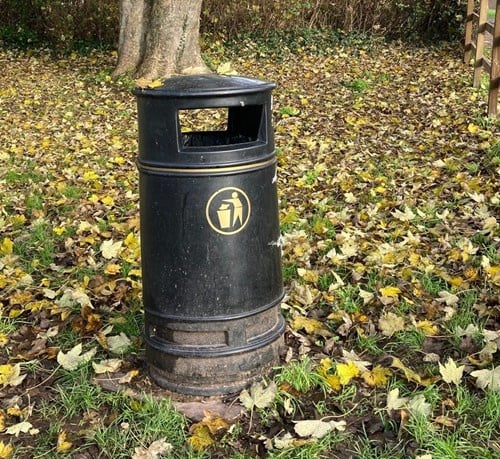 Mid Devon dog owners are reminded to clean up after their dogs and to keep dogs on leads in designated areas.