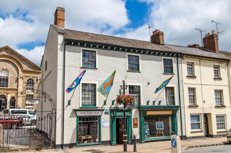 crediton business