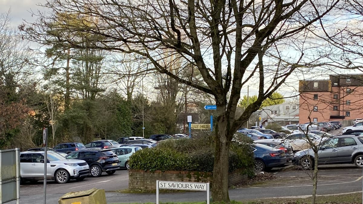 Council car parking charges to increase in Crediton creditoncourier.co.uk