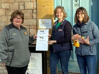 Crediton Foodbank recieves donation