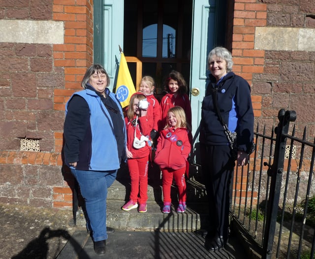 ‘Environment’ theme for Cheriton Fitzpaine Rainbows ‘Thinking Day’
