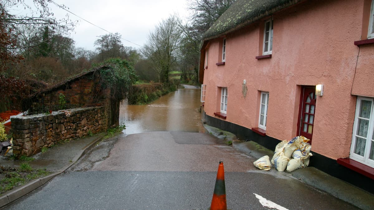 BREAKING NEWS: Flood alert issued for Crediton and Mid Devon area rivers 