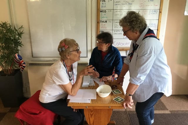 League results and Coronation Celebrations at Crediton Bowling Club
