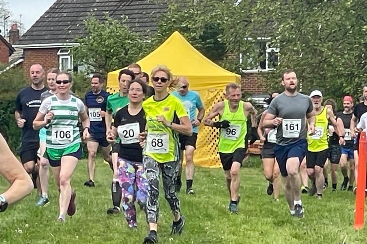 Crediton Crunch.  AQ 8719