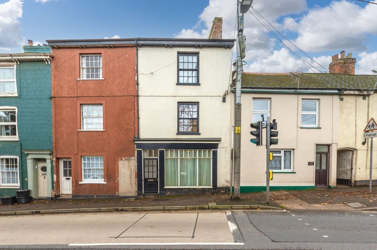 cheapest crediton