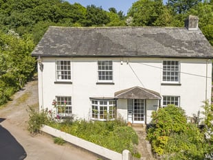 Period house for sale in "unspoilt" hamlet has 17th century origins 