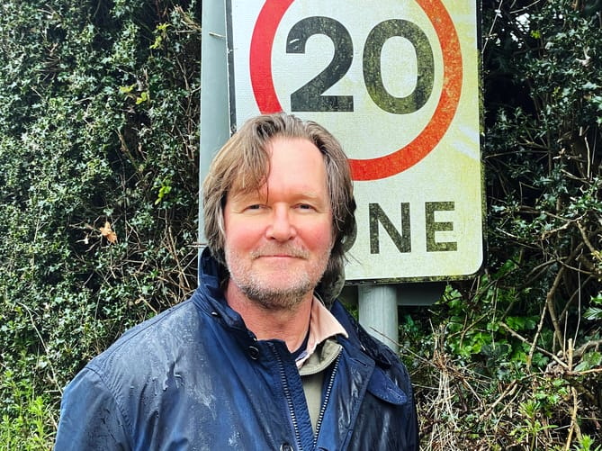 Council tries to rein in fellow member