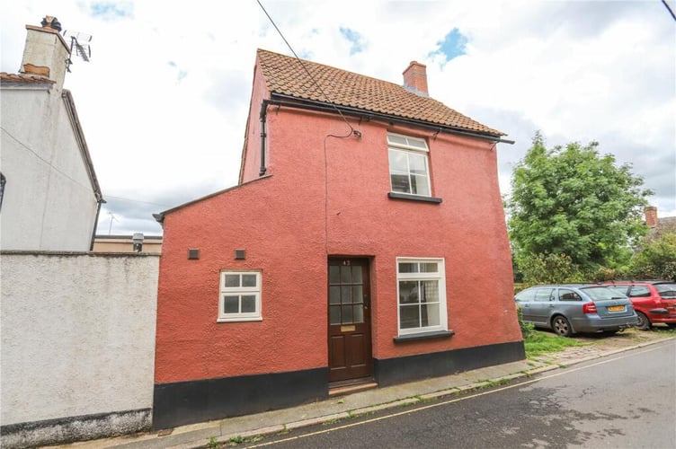 cheapest crediton