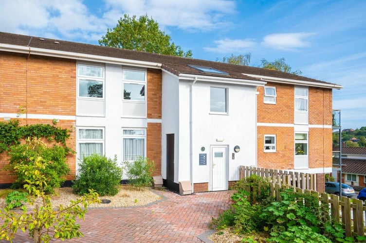 cheapest crediton