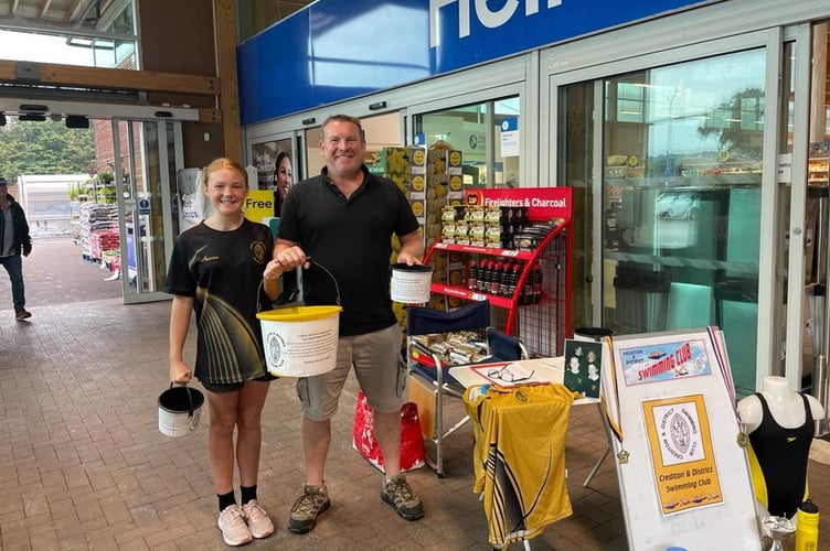 Volunteer helpers at the bag packing session at Crediton Tesco.