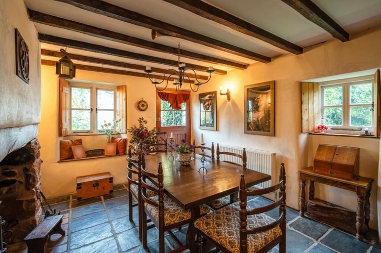 crediton cottage