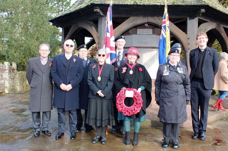At Crediton Town and Hamlets War Memorial on Remembrance Day were representatives of Crediton Town Council, Crediton Hamlets Parish Council, Mid Devon District Council and Crediton branch Royal British Legion. SR 9186