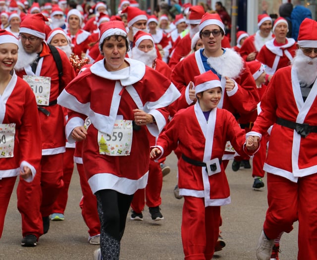 Start your Christmas season with Exeter’s Santa Run

