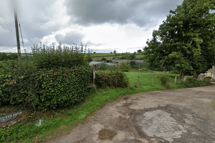 middle yeo farm