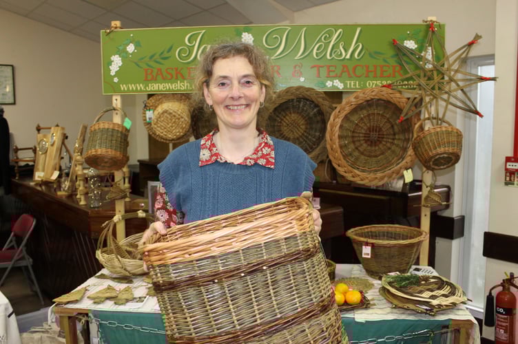 Jane Welsh, traditional basket maker, sold many items. She runs workshops in basket making, full details at: janewelsh.co.uk .  AQ 0051