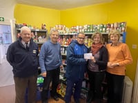Crediton Football Club donates £120 to Crediton Foodbank

