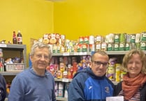 Crediton Football Club donates £120 to Crediton Foodbank

