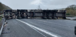M5 motorway blocked by overturned potato lorry