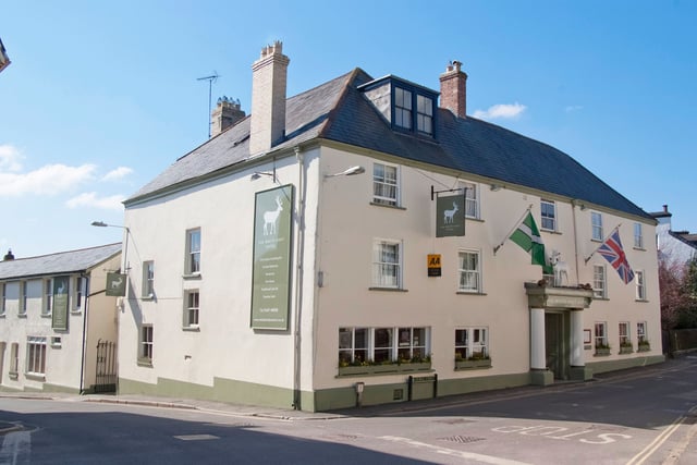 Historic Dartmoor inn set to be sold at auction after closure 