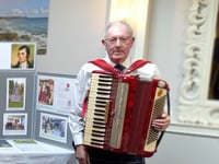 Playing an instrument linked to better brain health in older adults

