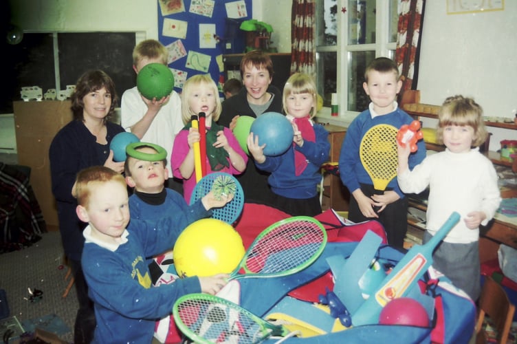 Pictured are Morchard Bishop School 'Moon Beans' After School Club in February 1999. DSC00479