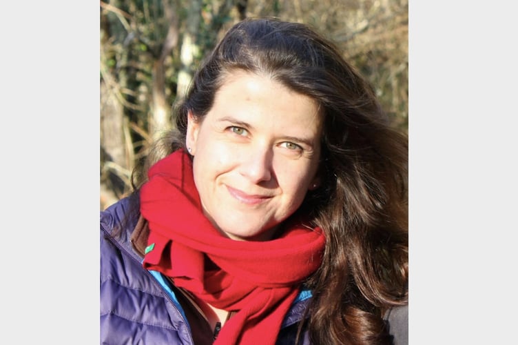 Storyteller Lisa Schneidau.