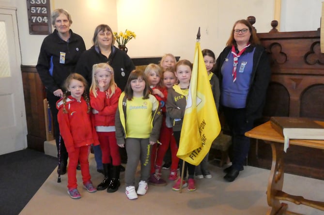 Cheriton Fitzpaine Brownies and Rainbows with Mrs Cordery. 