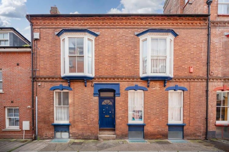 cheapest crediton